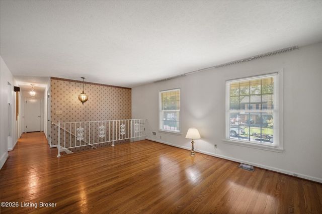 3007 Cromarty Way, Louisville, KY 40220