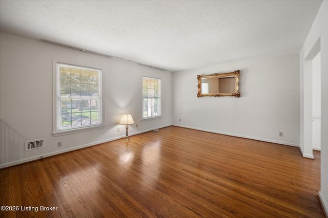 3007 Cromarty Way, Louisville, KY 40220