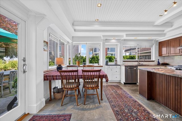 7 Middlefield Street, Groton, CT 06340