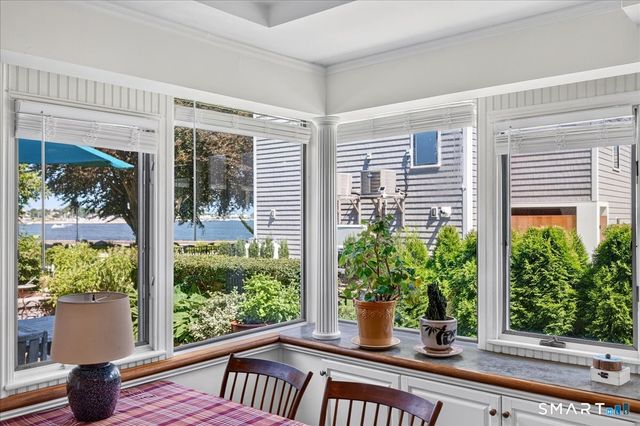 7 Middlefield Street, Groton, CT 06340
