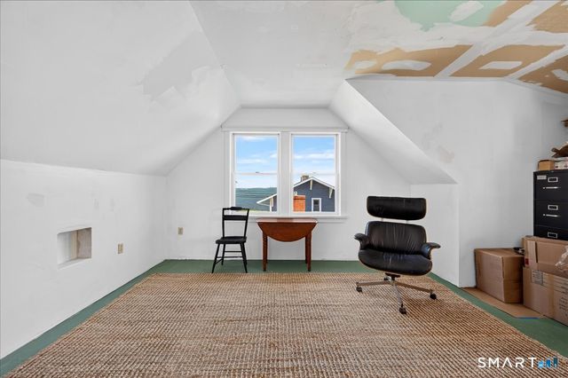 7 Middlefield Street, Groton, CT 06340