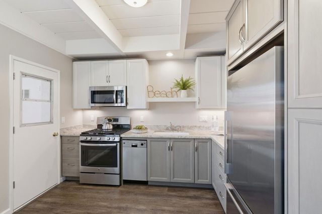 117 Marina Avenue, Aptos, CA 95003