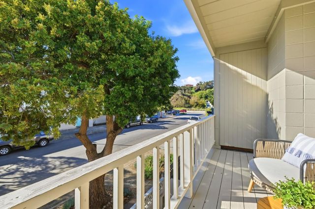 117 Marina Avenue, Aptos, CA 95003