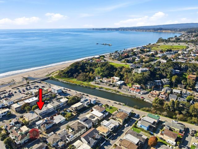 117 Marina Avenue, Aptos, CA 95003