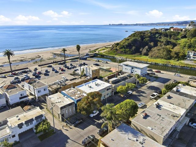 117 Marina Avenue, Aptos, CA 95003