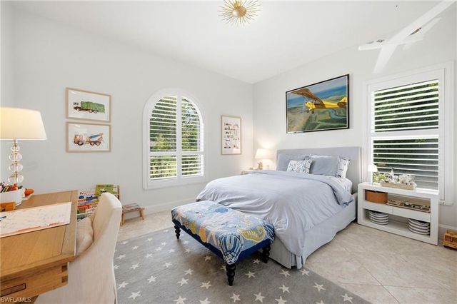 1936 Empress CT, Naples, FL 34110