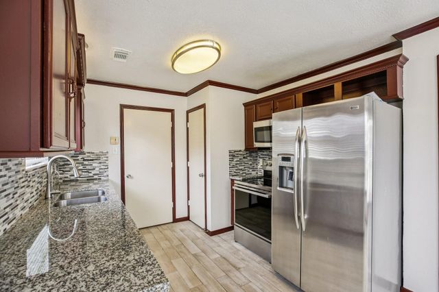 18319 Willow Moss Drive, Katy, TX 77449