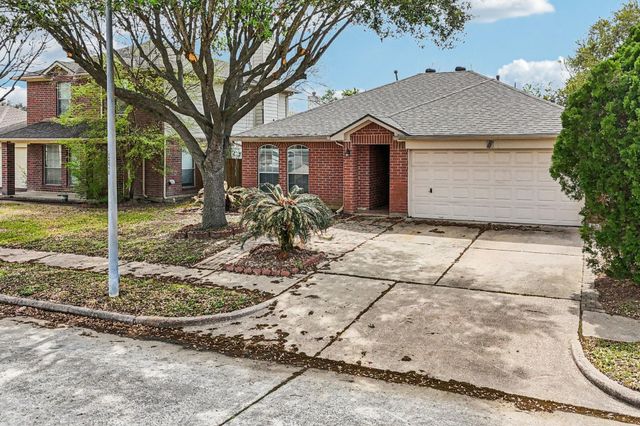 18319 Willow Moss Drive, Katy, TX 77449