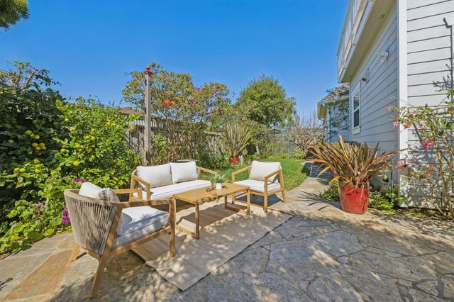 414 Belleville Boulevard, Half Moon Bay, CA 94019