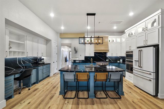 316 Mallory Court, Montgomery, TX 77316