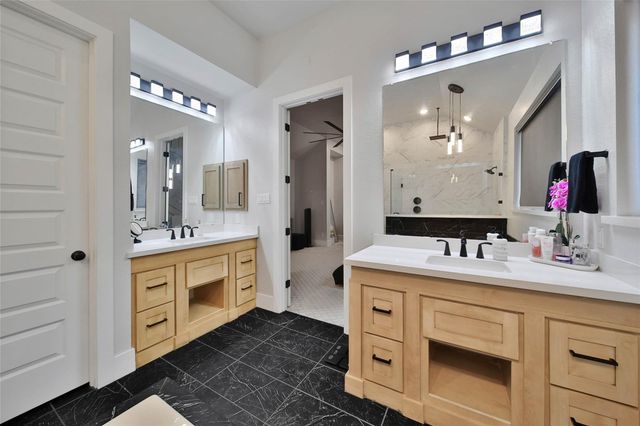 316 Mallory Court, Montgomery, TX 77316