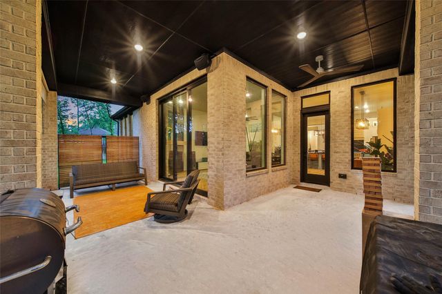 316 Mallory Court, Montgomery, TX 77316