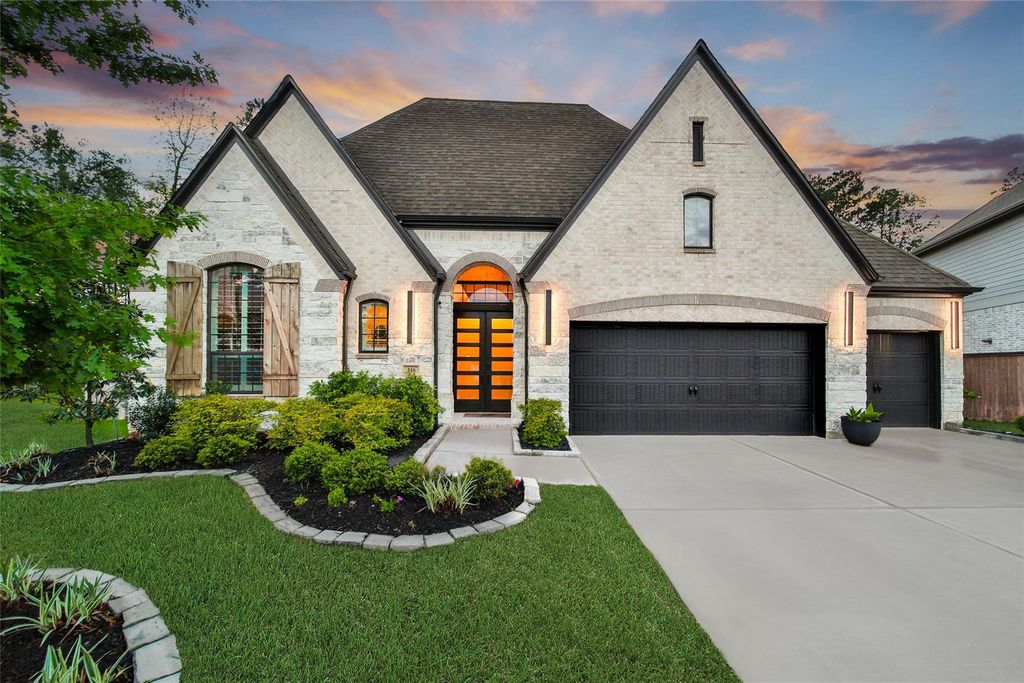 316 Mallory Court, Montgomery, TX 77316