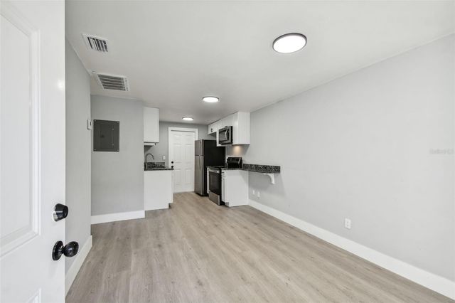 2135 W SAINT CONRAD STREET A, Tampa, FL 33607