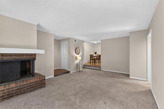 3608 Gillham Road 26, Kansas City, MO 64111