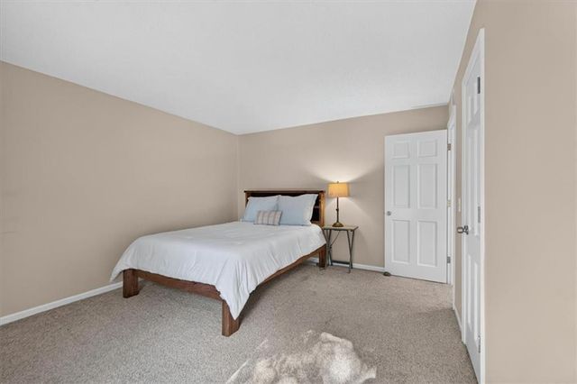 3608 Gillham Road 26, Kansas City, MO 64111