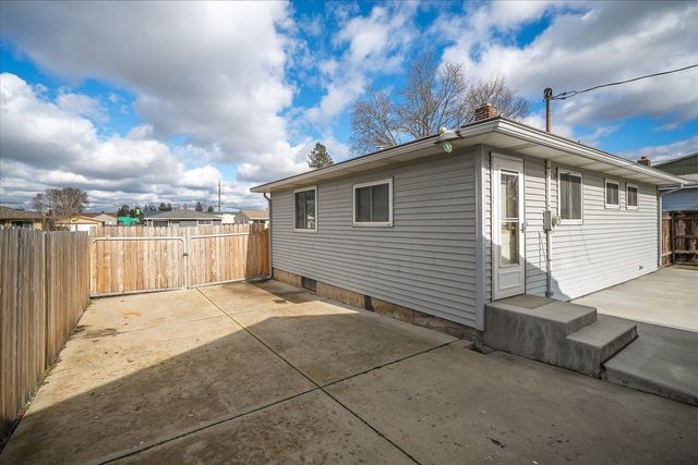1928 E Decatur Ave, Spokane, WA 99208
