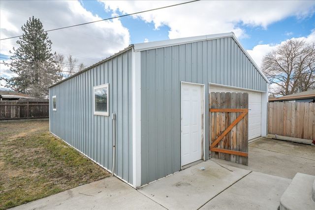 1928 E Decatur Ave, Spokane, WA 99208