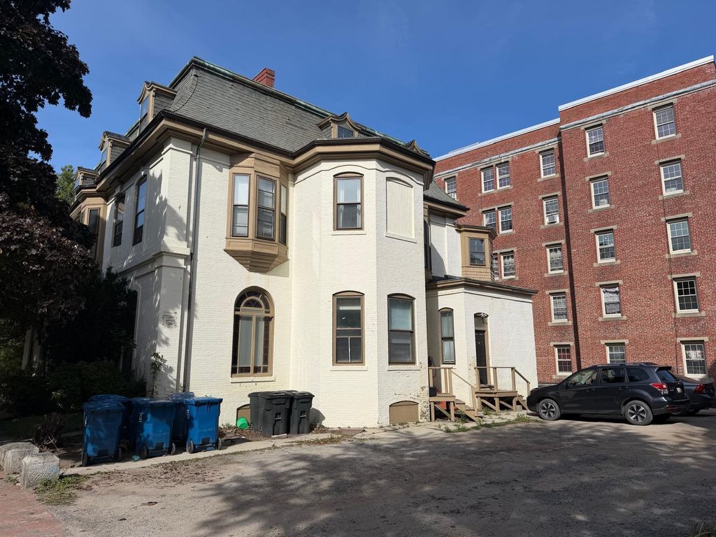 31 Deering Street, Portland, ME 04101 — photo 3