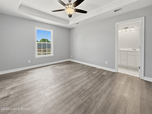 302 Rolling Meadows Ln, Bardstown, KY 40004
