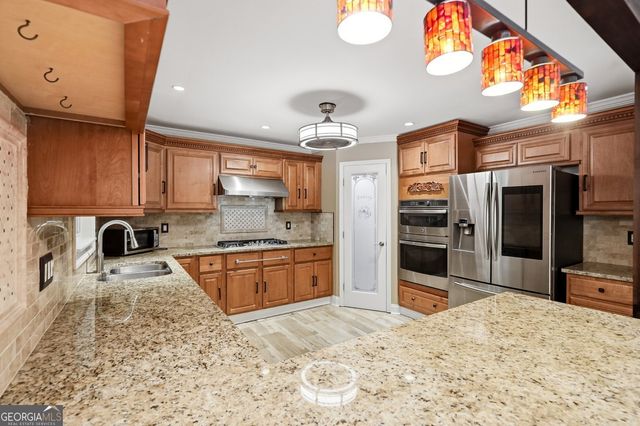 2915 Capot Court, Snellville, GA 30039