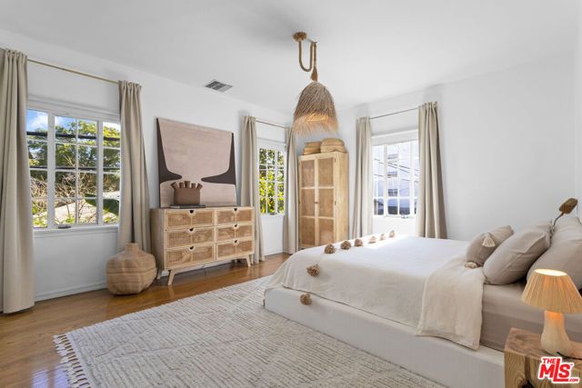 3348 James M Wood Boulevard 10, Los Angeles, CA 90006