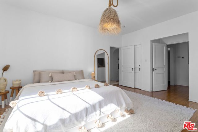 3348 James M Wood Boulevard 10, Los Angeles, CA 90006