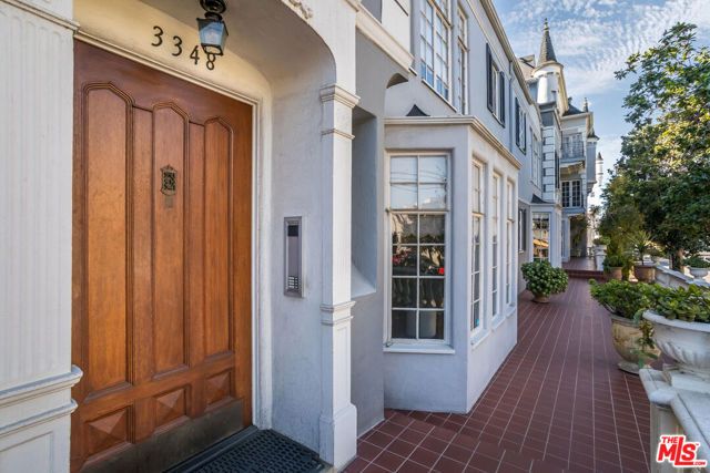 3348 James M Wood Boulevard 10, Los Angeles, CA 90006