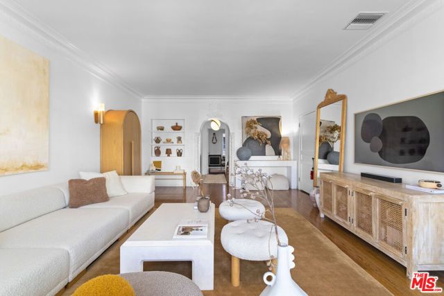 3348 James M Wood Boulevard 10, Los Angeles, CA 90006