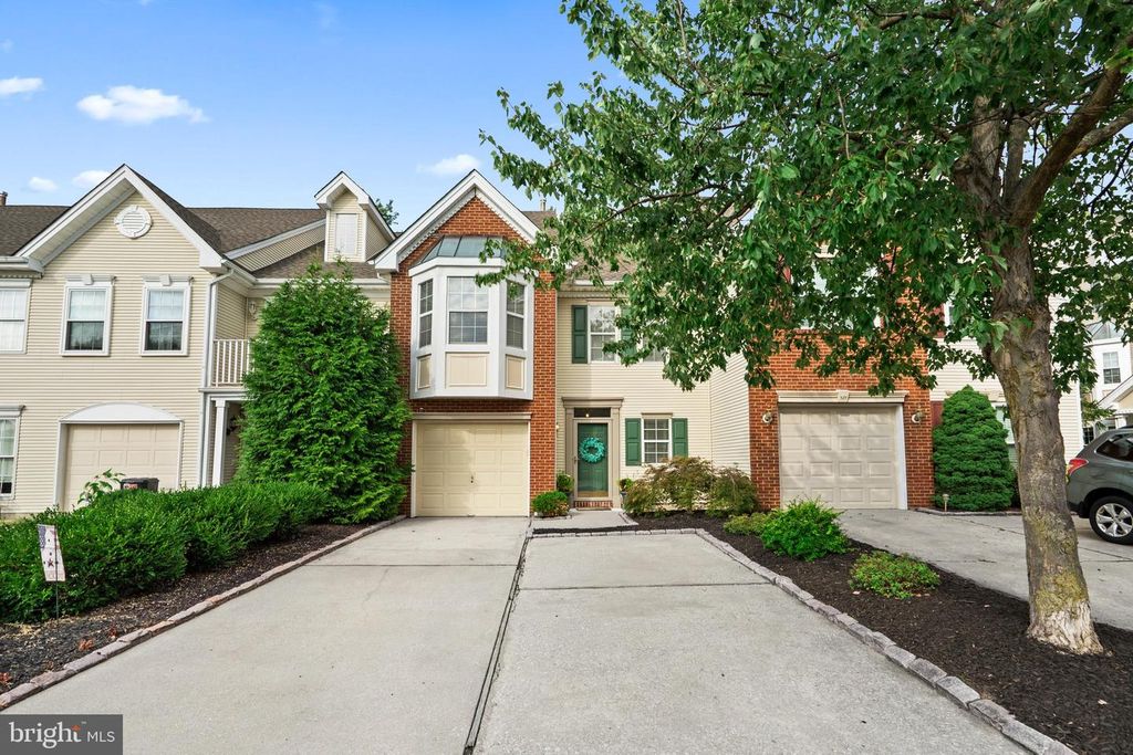 179 LA COSTA DR, BLACKWOOD, NJ 08012 — exterior