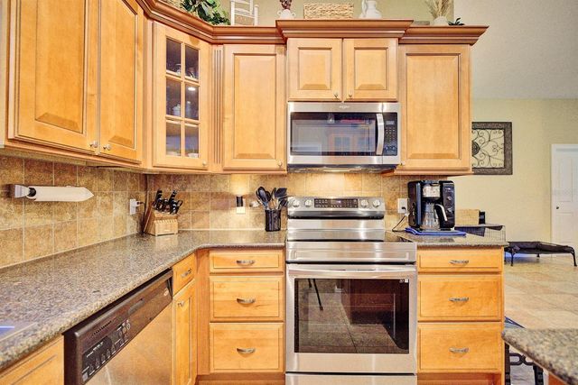 6785 HIGH KNOLL DRIVE, Lakeland, FL 33813