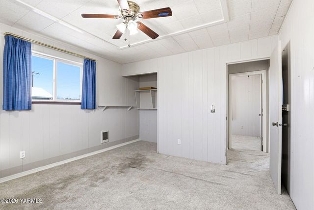 12708 Tieton Dr, Yakima, WA 98908