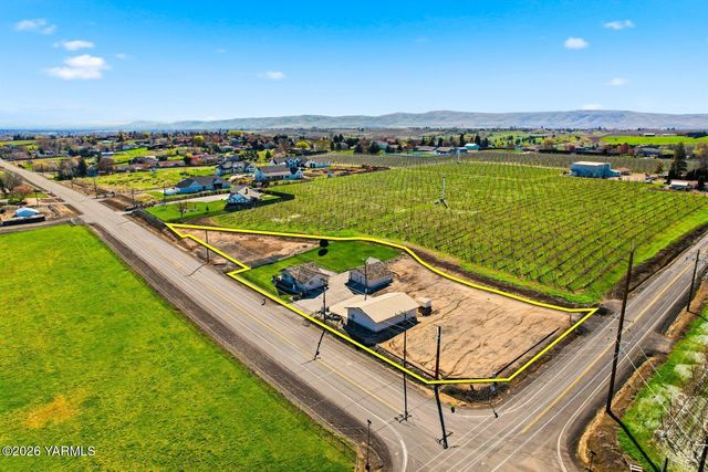 12708 Tieton Dr, Yakima, WA 98908