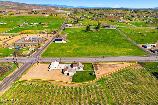 12708 Tieton Dr, Yakima, WA 98908