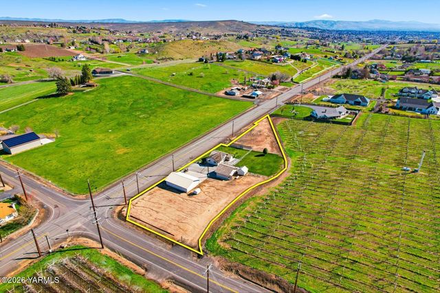 12708 Tieton Dr, Yakima, WA 98908