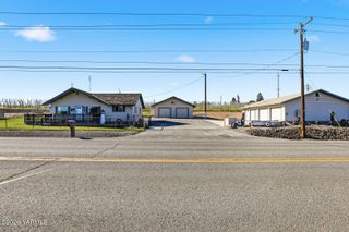 12708 Tieton Dr, Yakima, WA 98908