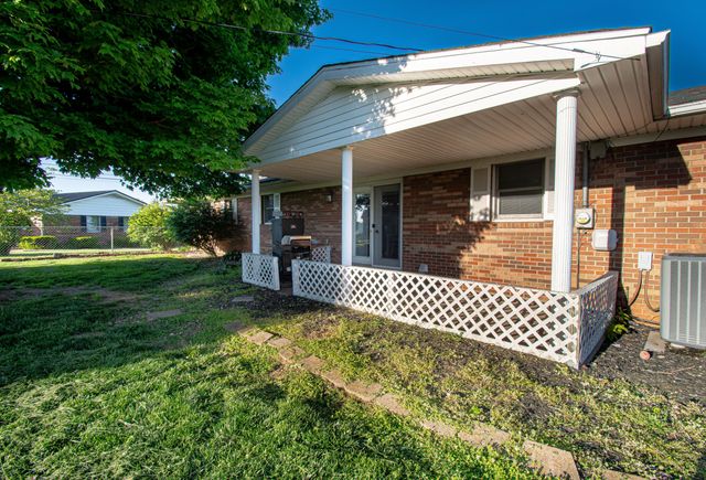 43 Ledan Street, Flemingsburg, KY 41041