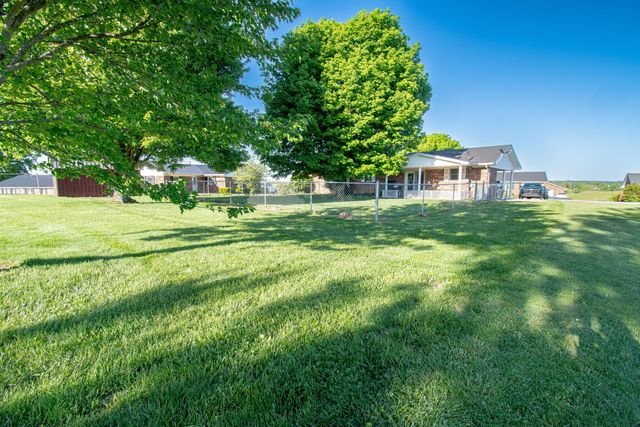 43 Ledan Street, Flemingsburg, KY 41041