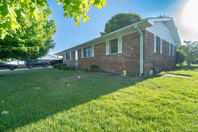 43 Ledan Street, Flemingsburg, KY 41041