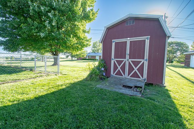 43 Ledan Street, Flemingsburg, KY 41041