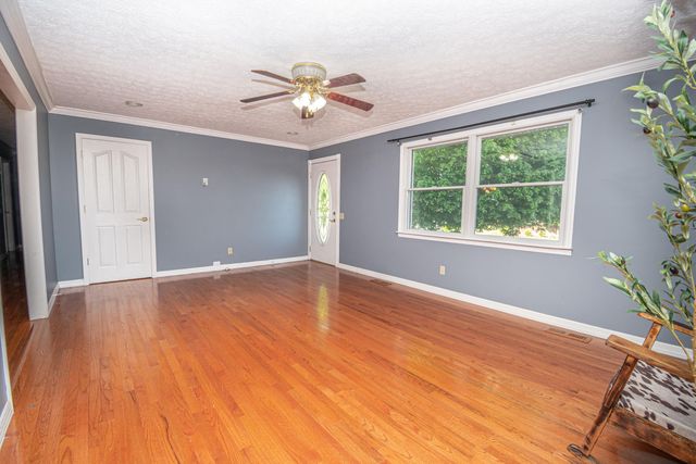 43 Ledan Street, Flemingsburg, KY 41041