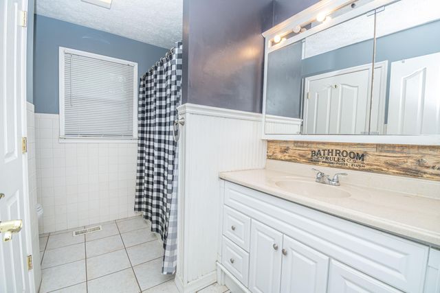 43 Ledan Street, Flemingsburg, KY 41041