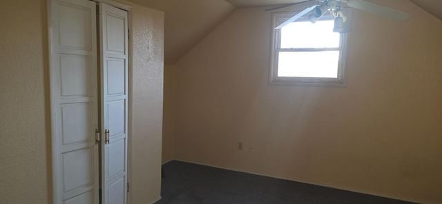 2315 E Santa Ana Avenue, Fresno, CA 93726