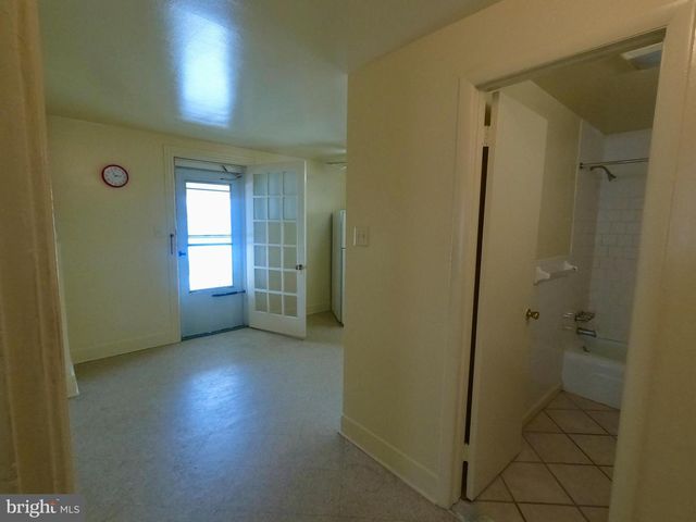 25 S Kingston Ave Apt 4, Atlantic City, NJ 08401