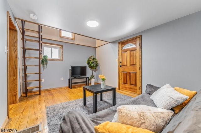 1430 Liberty Ave, Alpha Boro, NJ 08865