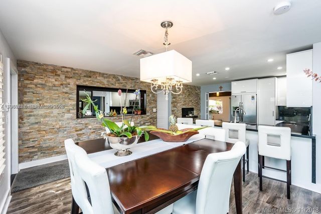 2713 Sherman St, Hollywood, FL 33020