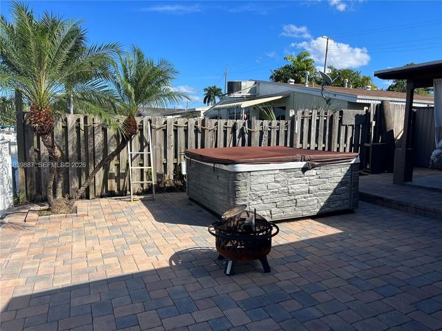 2713 Sherman St, Hollywood, FL 33020