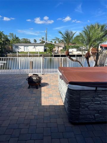 2713 Sherman St, Hollywood, FL 33020