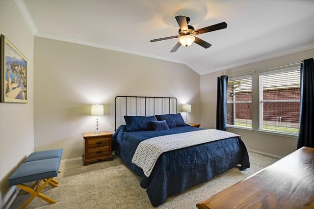 18717 Royal Pointe DR, Pflugerville, TX 78660