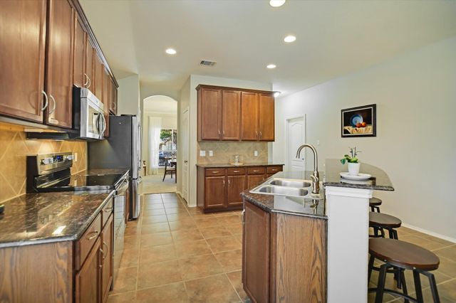 18717 Royal Pointe DR, Pflugerville, TX 78660